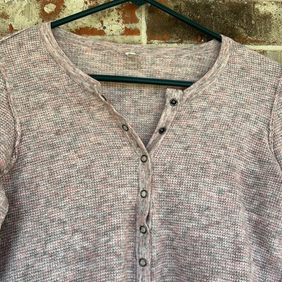 Intimately Free People Heathered Pink Knit Henley  Top - Picture 4 of 8